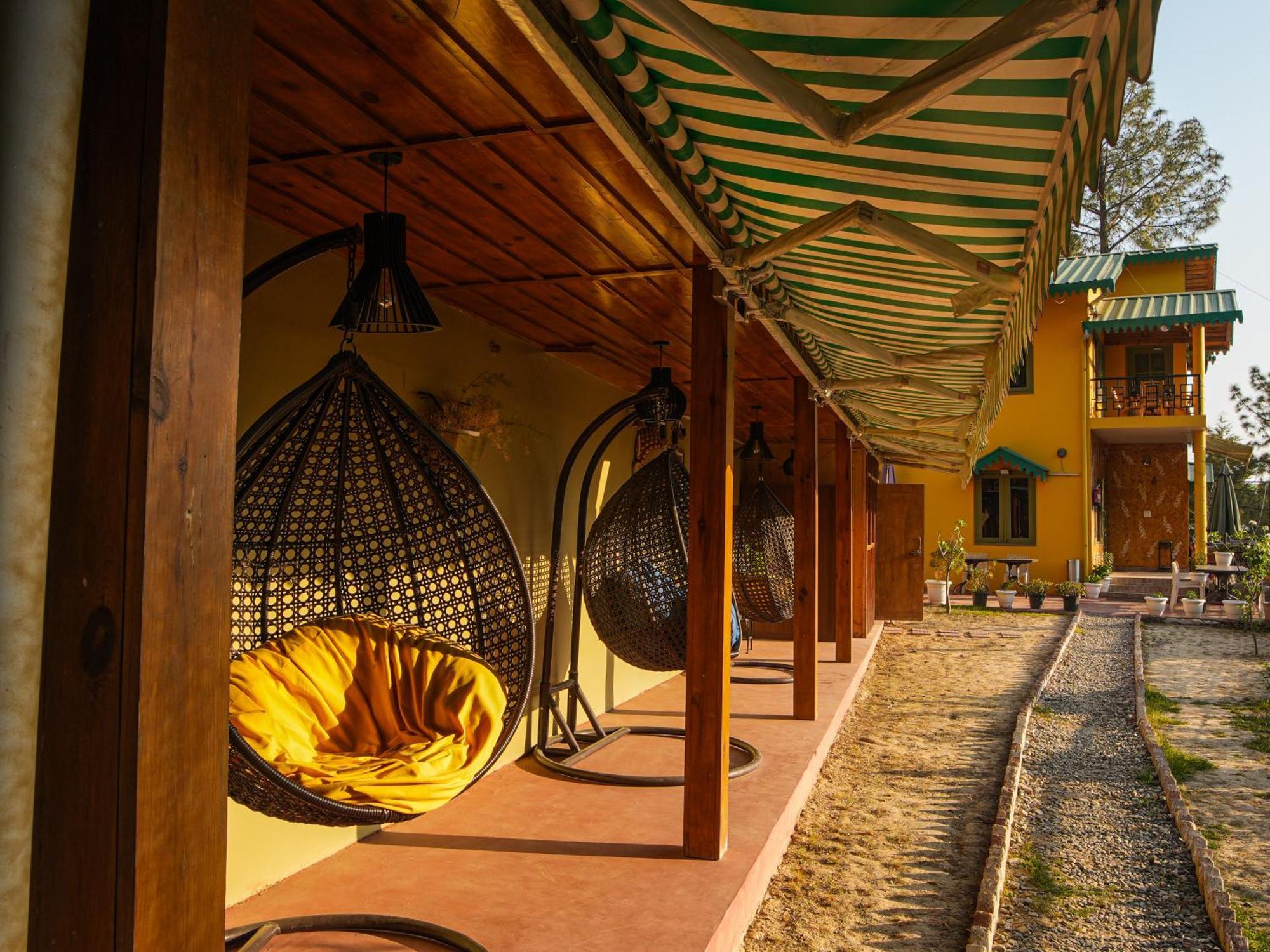 Thehimalayanliving Whistling Pines Mukteshwar Exterior foto