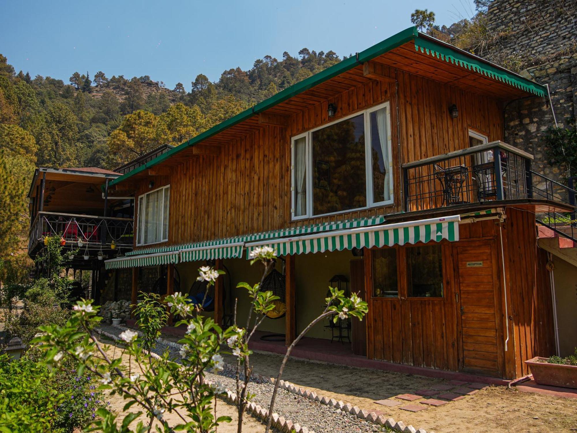Thehimalayanliving Whistling Pines Mukteshwar Exterior foto