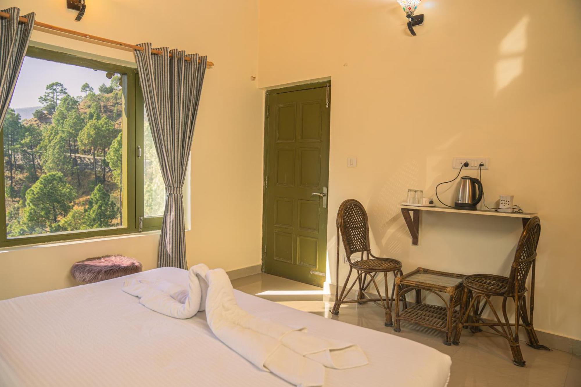 Thehimalayanliving Whistling Pines Mukteshwar Exterior foto
